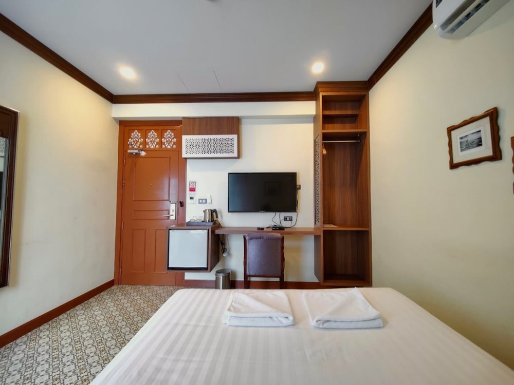 Baan Chao Khun Hotel — Hotel rooms in Bangkok, Bangkok