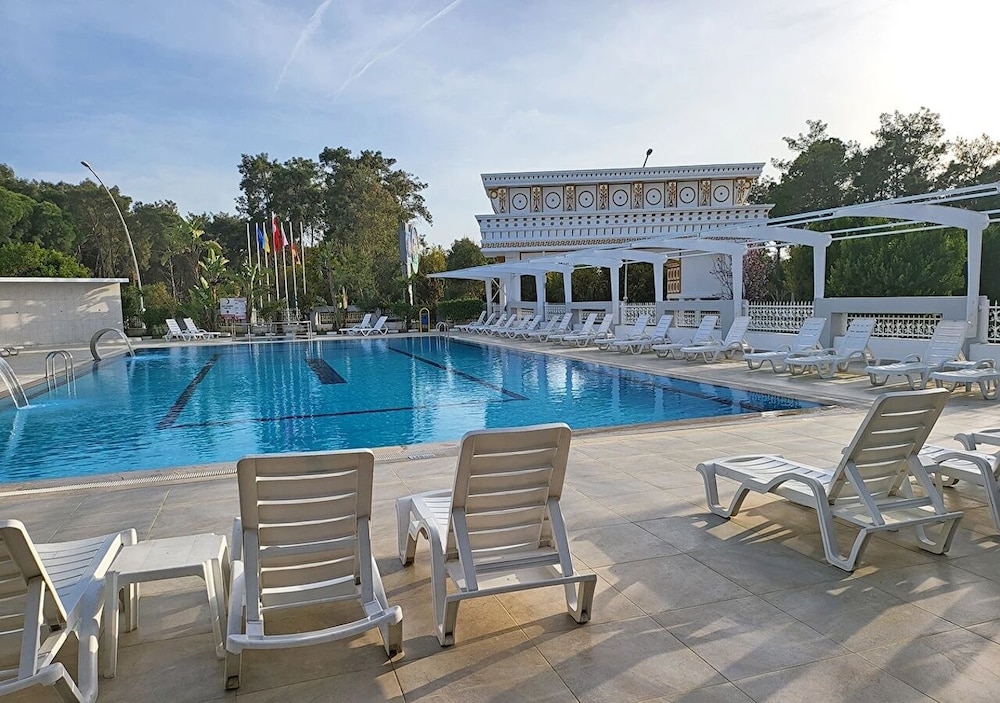 Maya World Park — Swimming pool in Belek