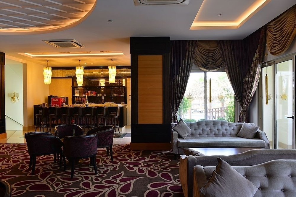 Side Crown Palace Ultra All Inclusive — Restaurant & bars in Side