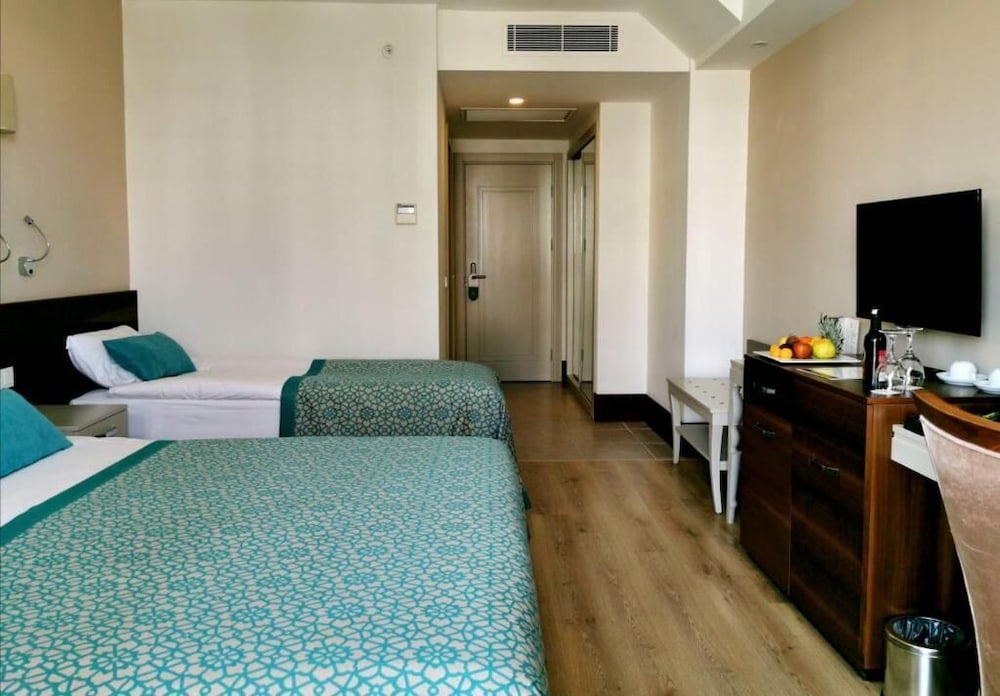 Side Crown Palace Ultra All Inclusive — Hotel rooms in Side