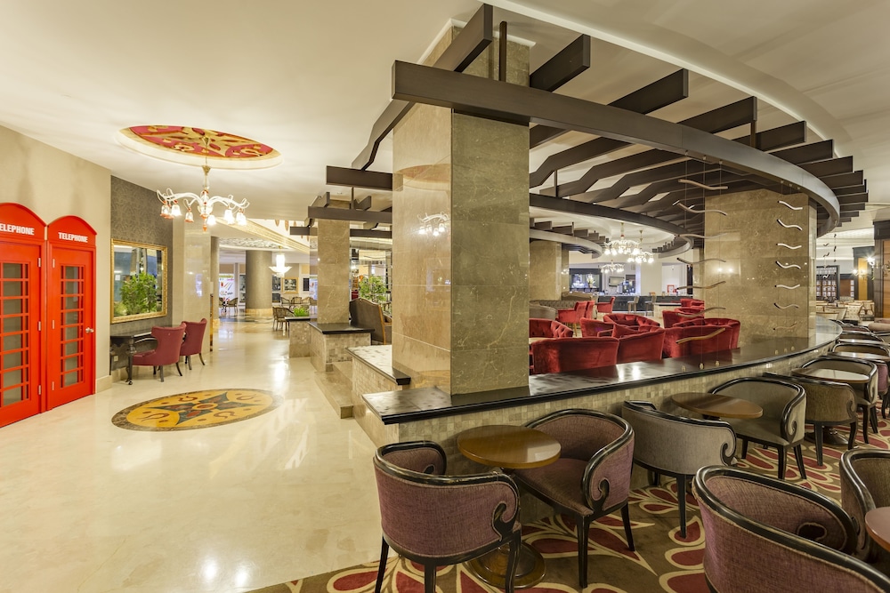 Side Crown Palace Ultra All Inclusive — Restaurant & bars in Side