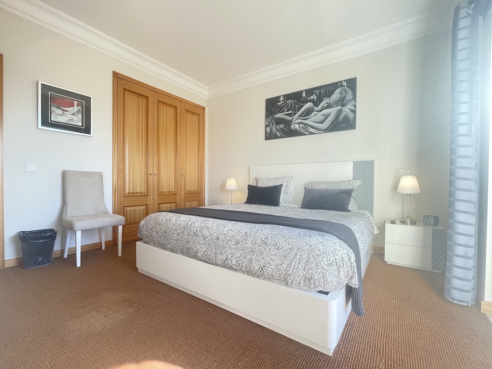 Sea and Sun 4 You - Palheiro Village — Hotel rooms in Funchal, Madeira