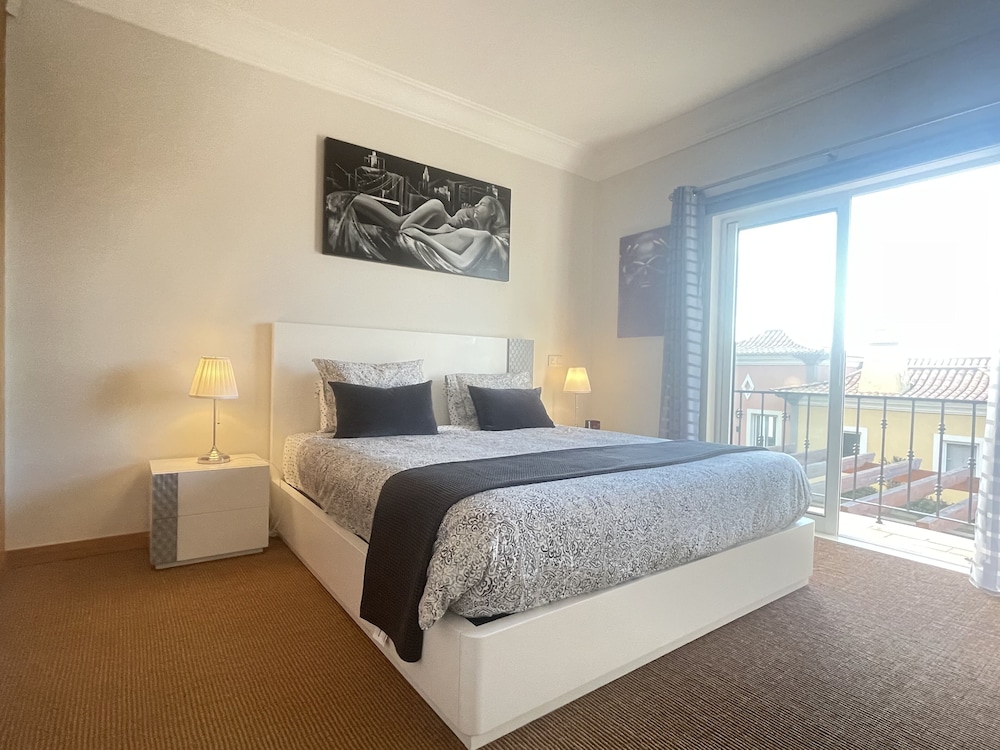 Sea and Sun 4 You - Palheiro Village — Hotel rooms in Funchal, Madeira