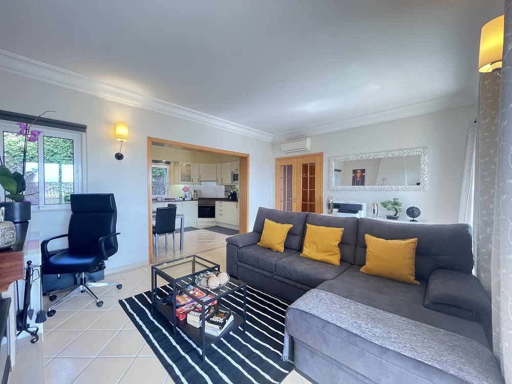 Sea and Sun 4 You - Palheiro Village — Hotel rooms in Funchal, Madeira