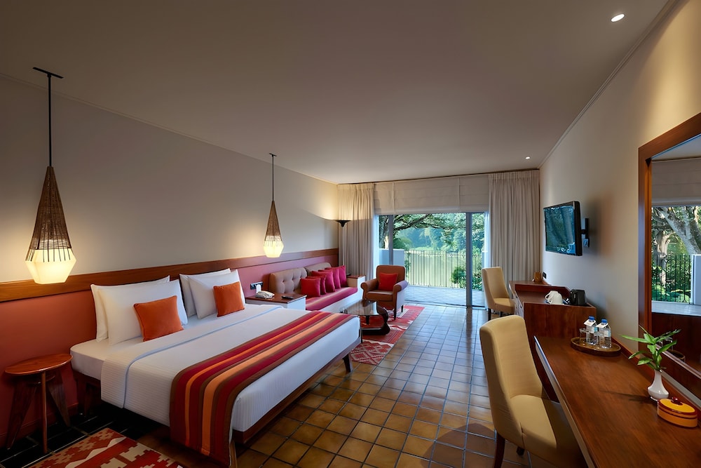 Cinnamon Citadel Kandy — Hotel rooms in Kandy
