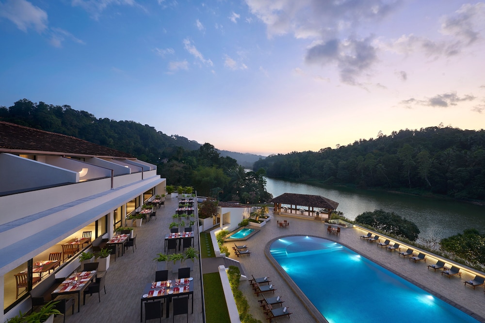 Cinnamon Citadel Kandy — Main photo in Kandy