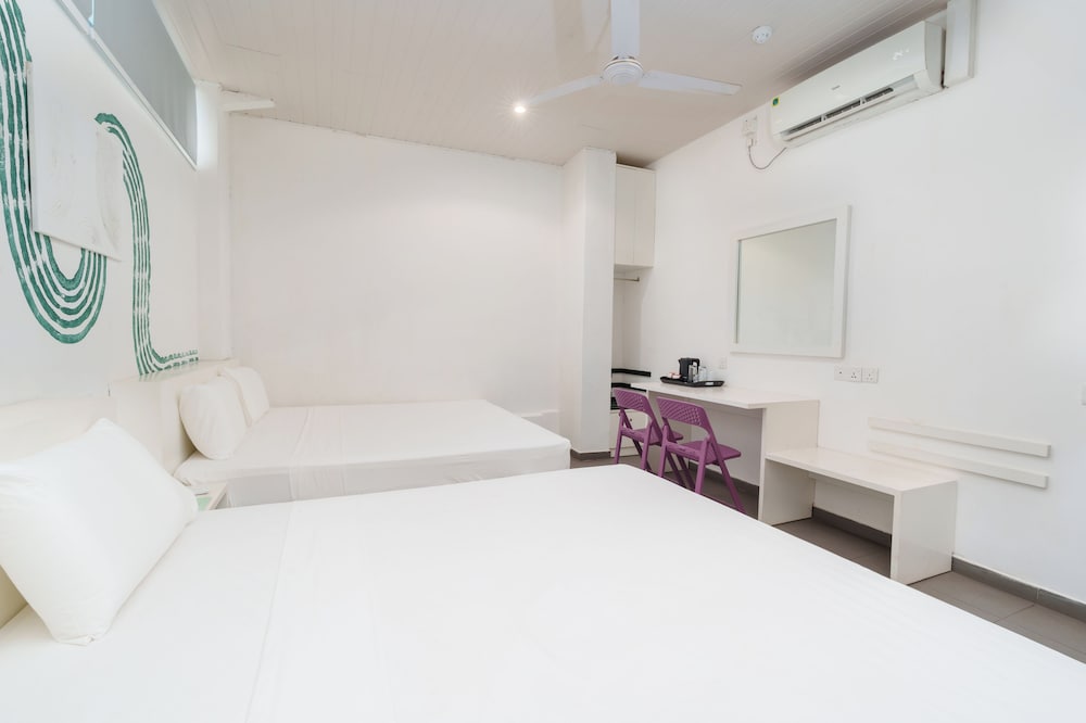 Hotel J Negombo — Hotel rooms in Negombo, Western Province