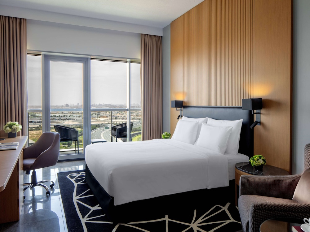 The First Collection Business Bay, Dubai, a Tribute Portfolio Hotel — Hotel rooms in Dubai