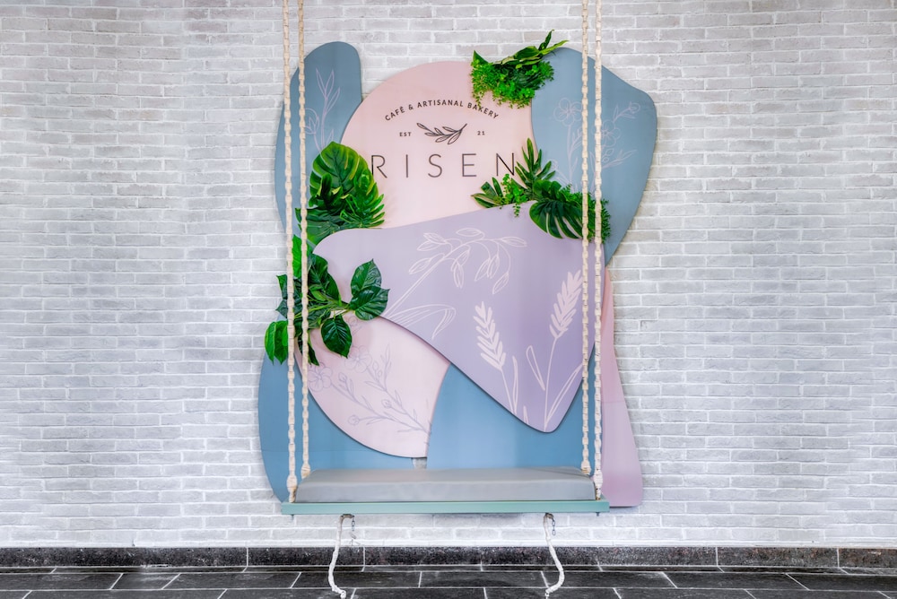The First Collection Business Bay, Dubai, a Tribute Portfolio Hotel — Restaurant & bars in Dubai