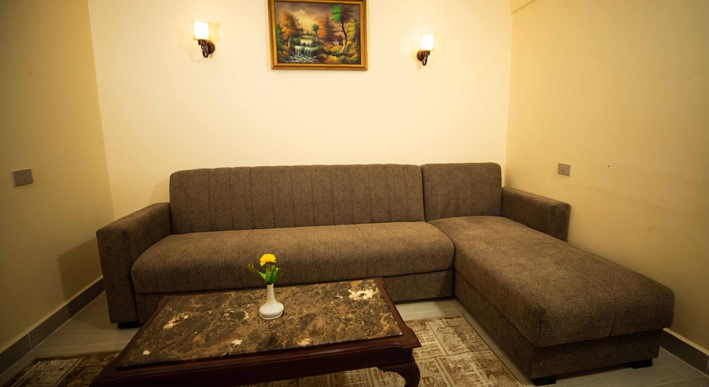 Palm Inn Hotel Hurghda — Rooms in Hurghada, Red Sea