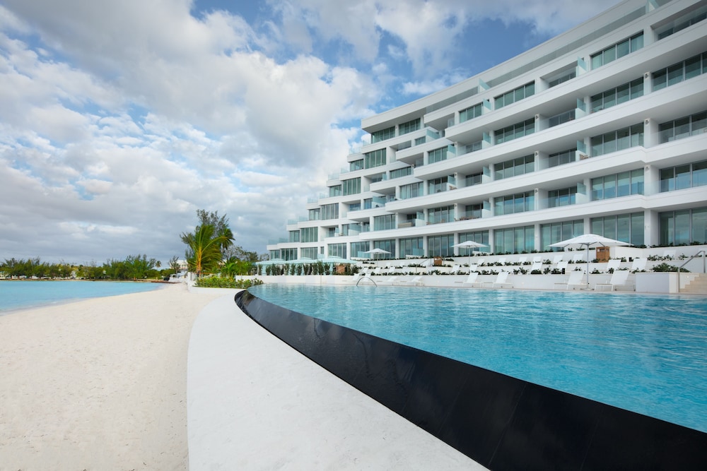 Goldwynn Resort & Residences — Swimming pool in Nassau, New Providence
