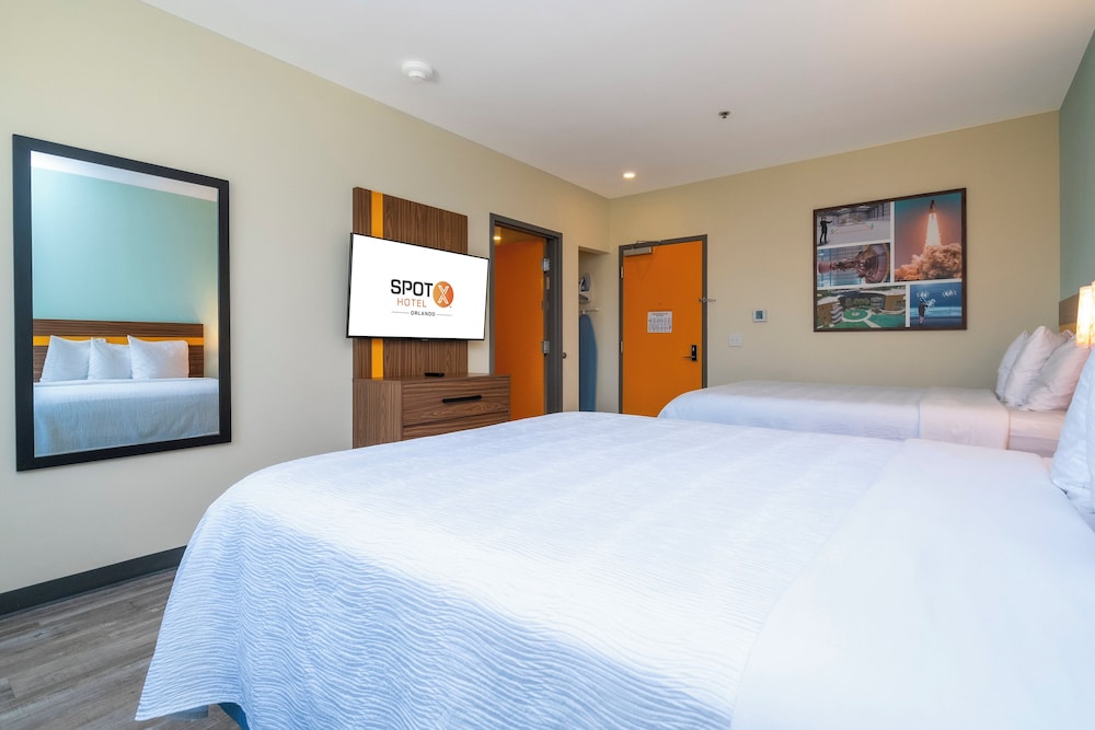 SPOT X Hotel Orlando/Intl Dr by The Red Collection — Hotel rooms in Orlando, Florida
