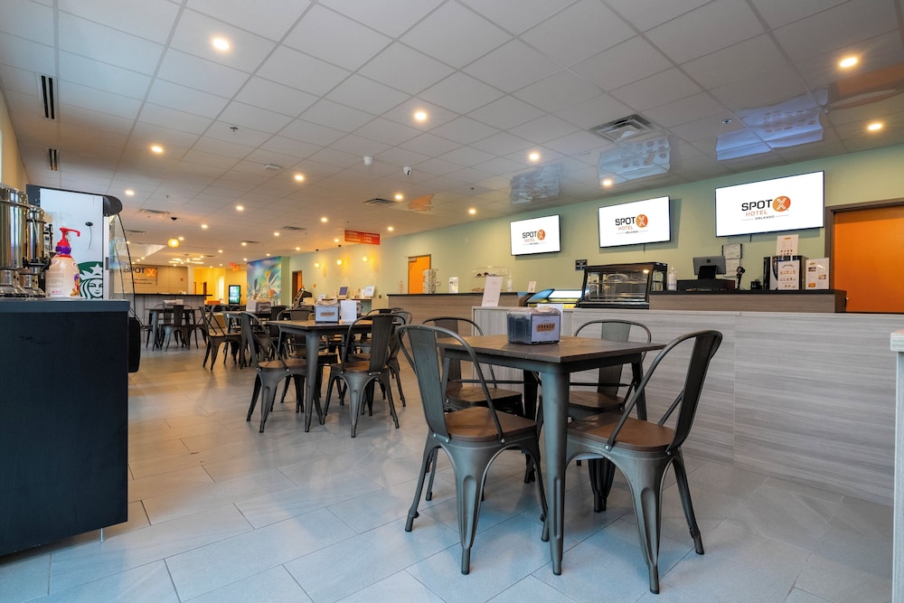 SPOT X Hotel Orlando/Intl Dr by The Red Collection — Restaurant & bars in Orlando, Florida