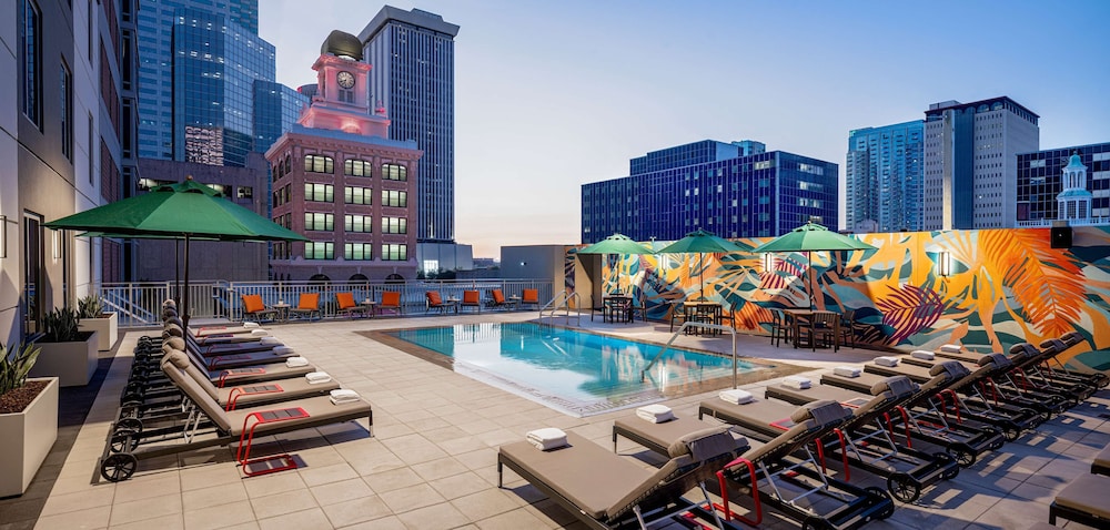 Hyatt Place Tampa Downtown — Swimming pool in Tampa, Florida
