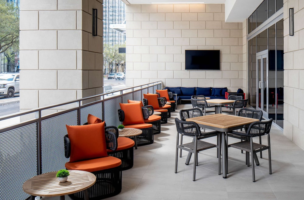 Hyatt Place Tampa Downtown — Restaurant & bars in Tampa, Florida
