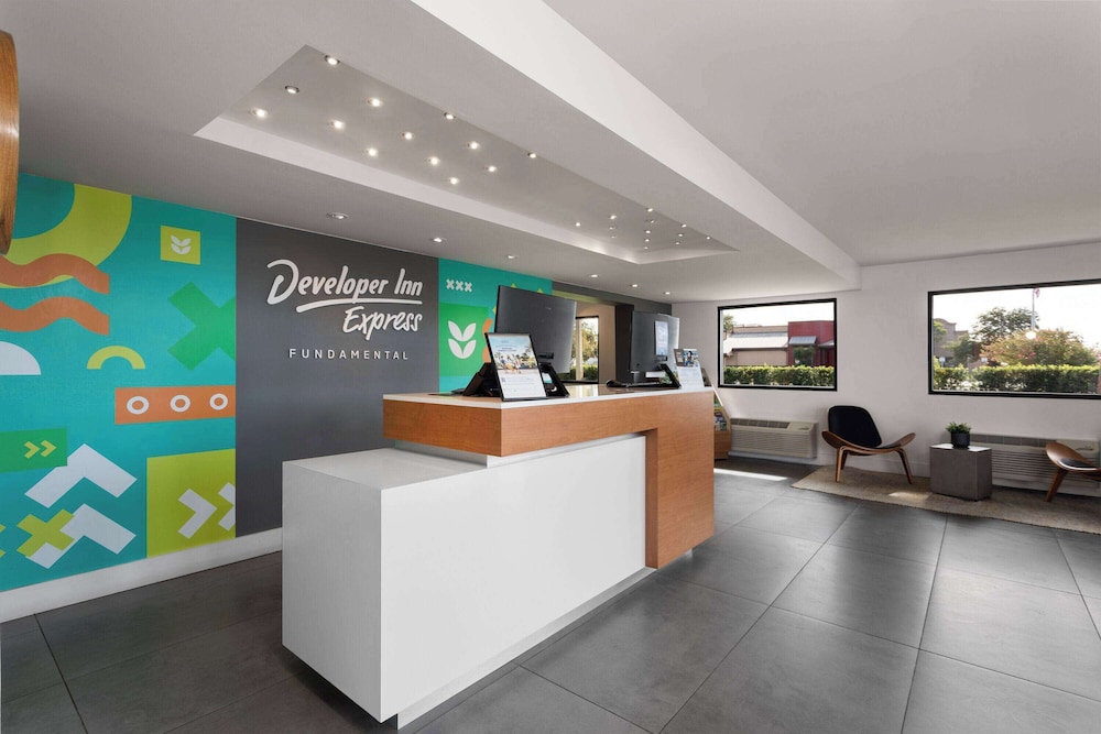Travelodge by Wyndham Orlando Lake Buena Vista South — Shared spaces in Kissimmee, Florida
