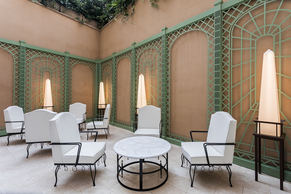 Room Mate Collection Filippo, Rome-Fontana di Trevi — Restaurant & bars in Rome, Lazio