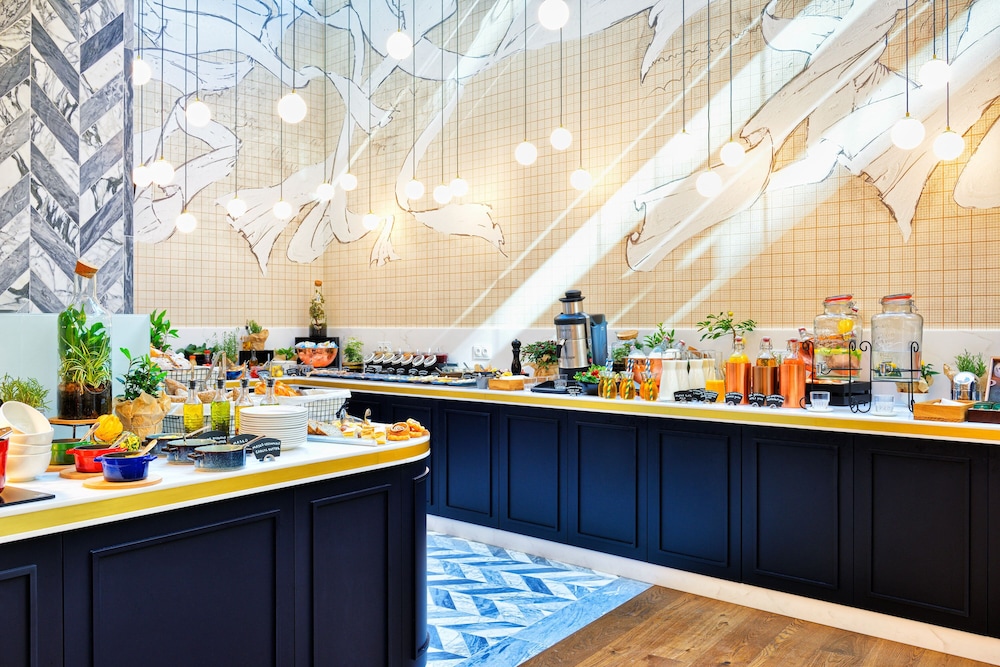 Hotel Ferreus Modern Art Deco — Restaurant & bars in Krakow, Lesser Poland