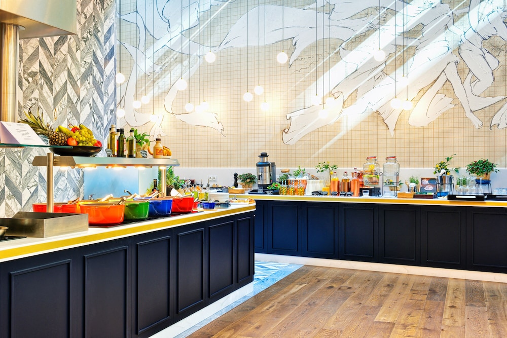 Hotel Ferreus Modern Art Deco — Restaurant & bars in Krakow, Lesser Poland