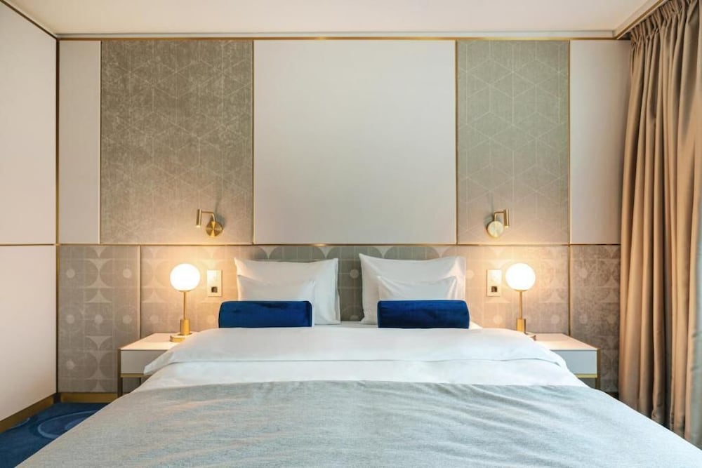 Hotel Ferreus Modern Art Deco — Hotel rooms in Krakow, Lesser Poland