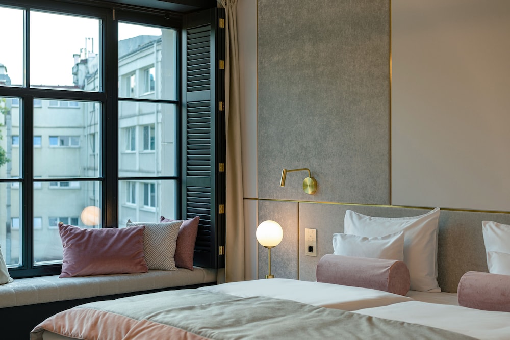 Hotel Ferreus Modern Art Deco — Hotel rooms in Krakow, Lesser Poland