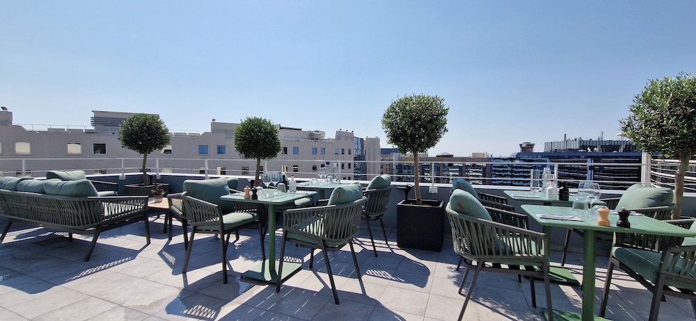 OKKO Hotels Nice Aéroport - zdjęcie 3