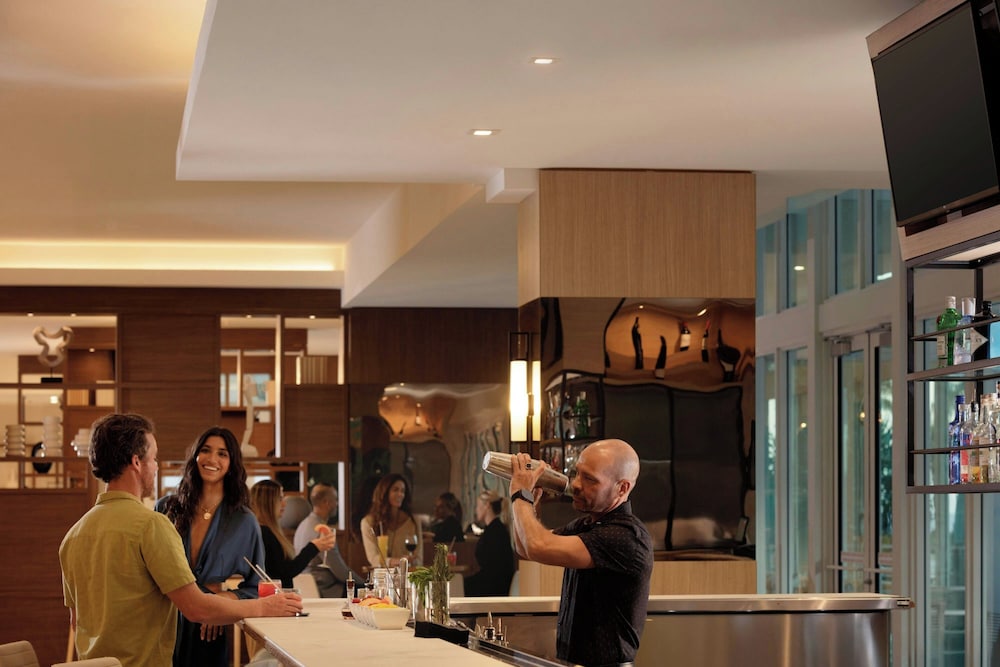 AC Hotel by Marriott Fort Lauderdale Beach — Restaurant & bars in Fort Lauderdale, Florida