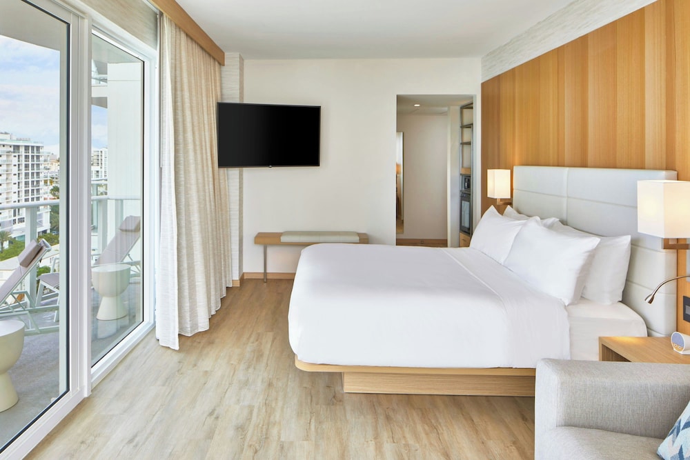 AC Hotel by Marriott Fort Lauderdale Beach — Hotel rooms in Fort Lauderdale, Florida