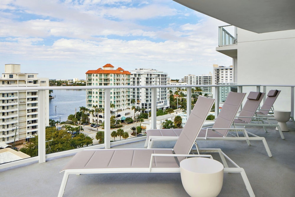 AC Hotel by Marriott Fort Lauderdale Beach — Hotel rooms in Fort Lauderdale, Florida
