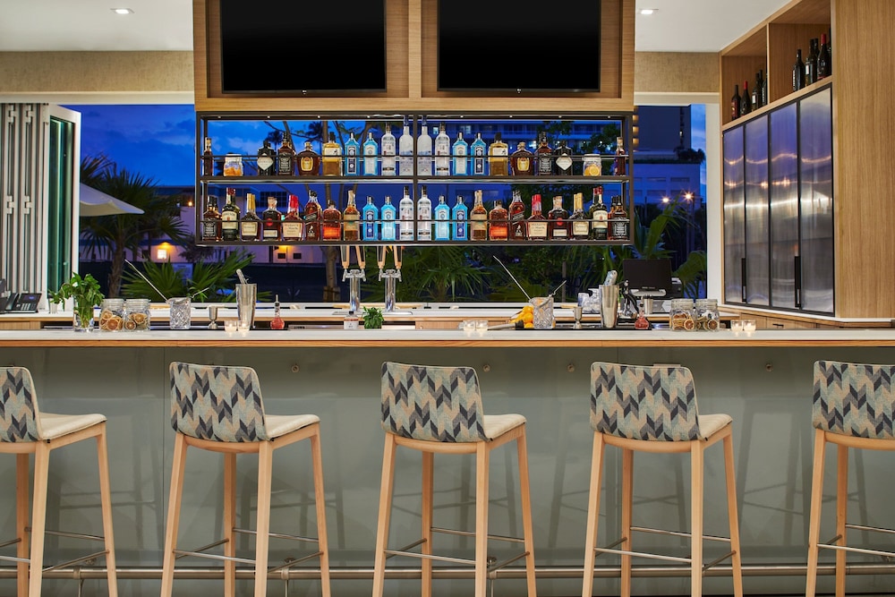 AC Hotel by Marriott Fort Lauderdale Beach — Restaurant & bars in Fort Lauderdale, Florida
