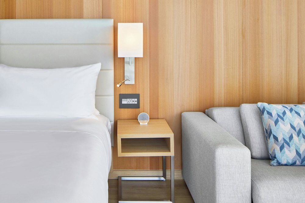 AC Hotel by Marriott Fort Lauderdale Beach — Hotel rooms in Fort Lauderdale, Florida