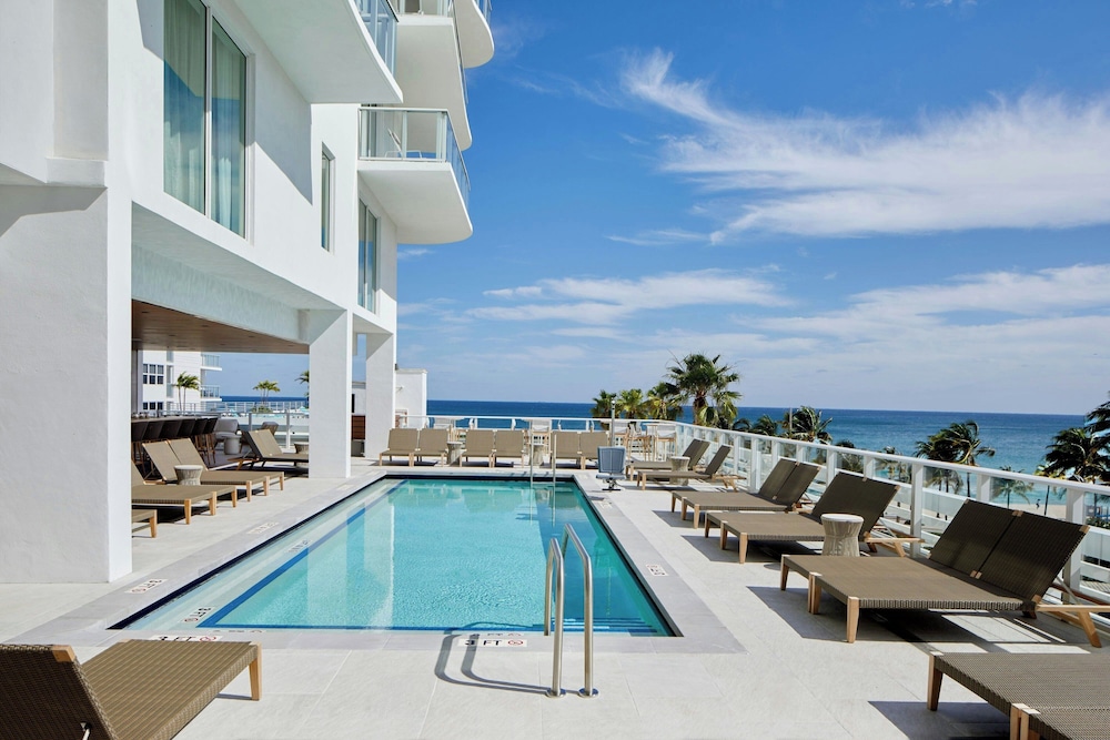 AC Hotel by Marriott Fort Lauderdale Beach — Swimming pool in Fort Lauderdale, Florida