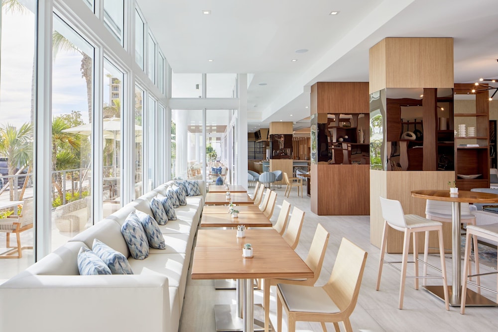 AC Hotel by Marriott Fort Lauderdale Beach — Restaurant & bars in Fort Lauderdale, Florida