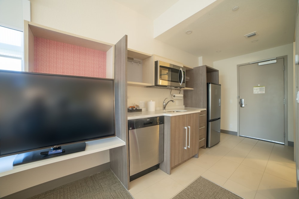 Home2 Suites by Hilton Ft. Lauderdale Downtown, FL — Hotel rooms in Fort Lauderdale, Florida