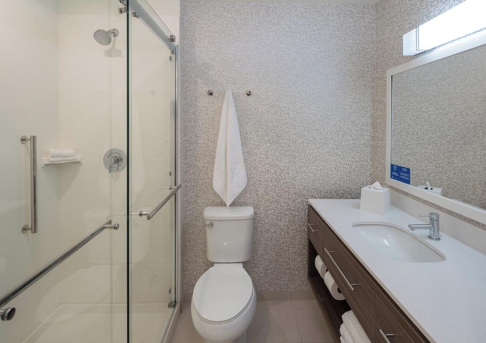 Home2 Suites by Hilton Ft. Lauderdale Downtown, FL — Hotel rooms in Fort Lauderdale, Florida