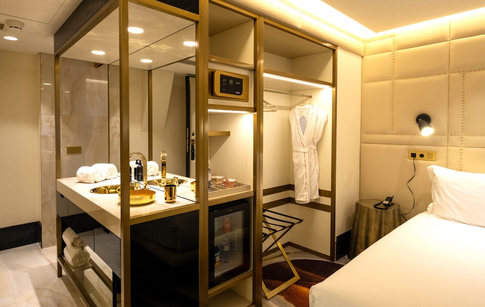 Madalena by The Beautique Hotels — Hotel rooms in Lisbon, Lisboa