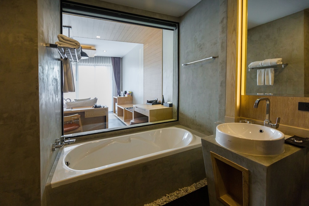 Aurico Kata Resort & Spa — Hotel rooms in Karon, Phuket Province