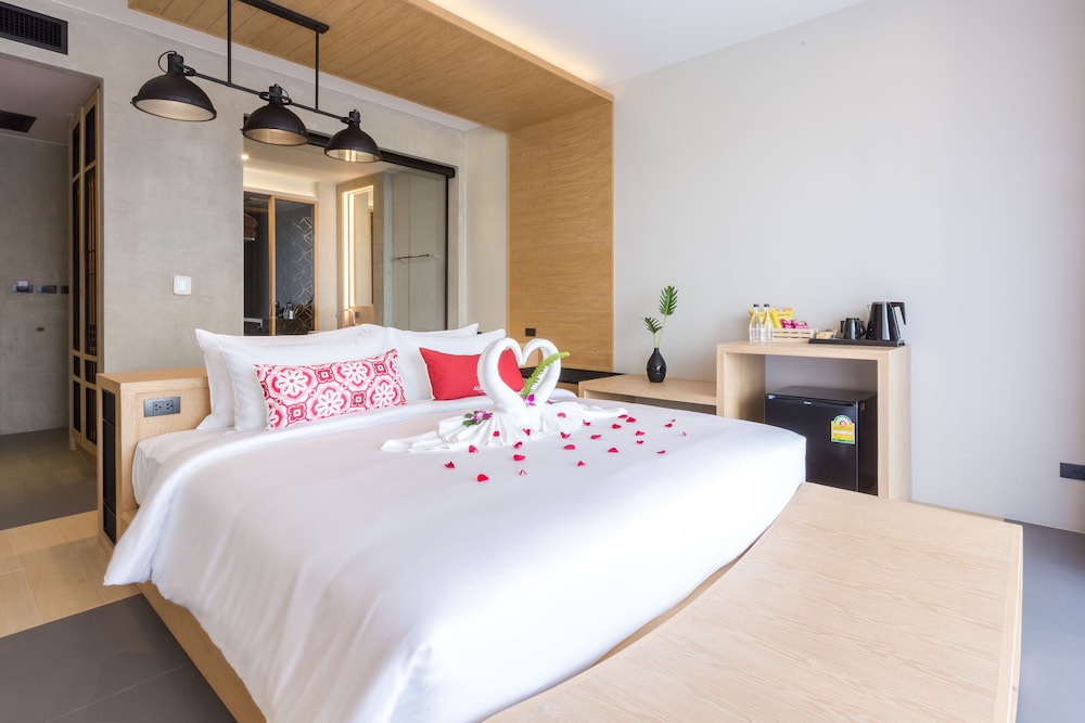 Aurico Kata Resort & Spa — Hotel rooms in Karon, Phuket Province