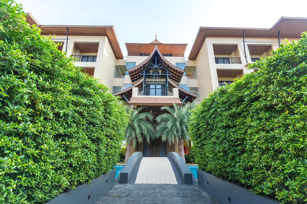 Aurico Kata Resort & Spa — Hotel building in Karon, Phuket Province