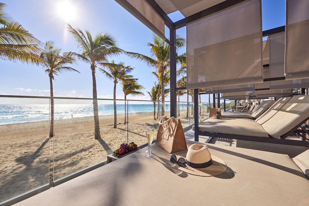Hotel Riu Palace Kukulkan - Adults Only - All Inclusive — Beach in Cancun, Quintana Roo