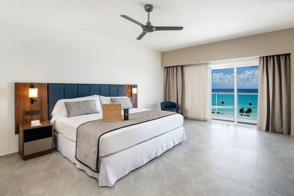Hotel Riu Palace Kukulkan - Adults Only - All Inclusive — Hotel rooms in Cancun, Quintana Roo