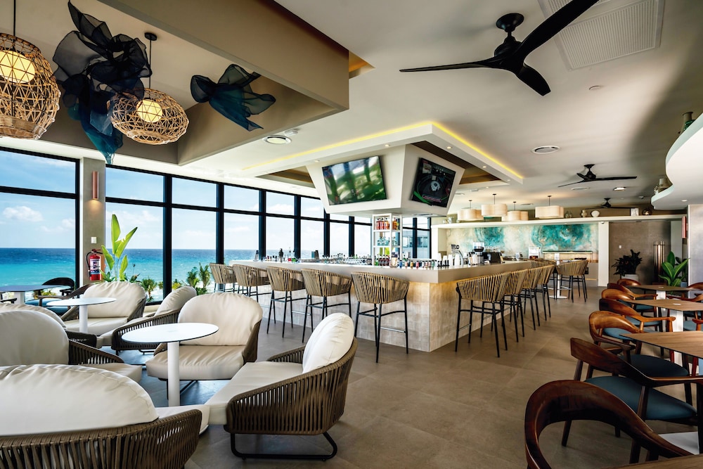 Hotel Riu Palace Kukulkan - Adults Only - All Inclusive — Restaurant & bars in Cancun, Quintana Roo