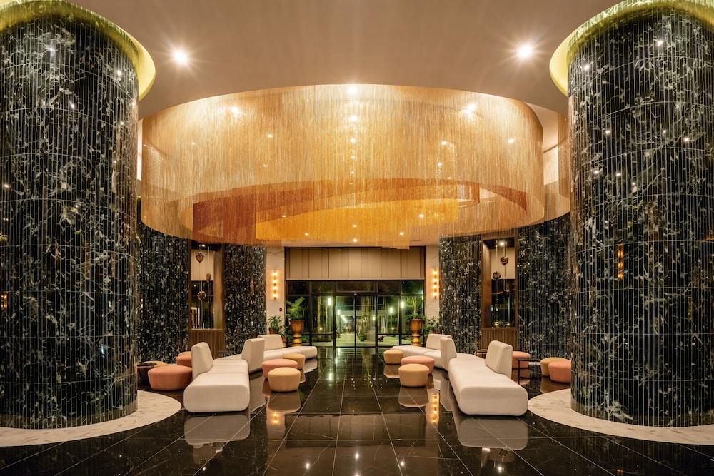 Hotel Riu Palace Kukulkan - Adults Only - All Inclusive — Hotel building in Cancun, Quintana Roo