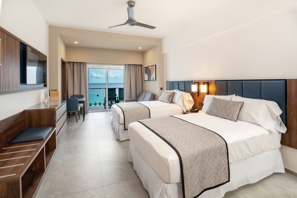 Hotel Riu Palace Kukulkan - Adults Only - All Inclusive — Hotel rooms in Cancun, Quintana Roo