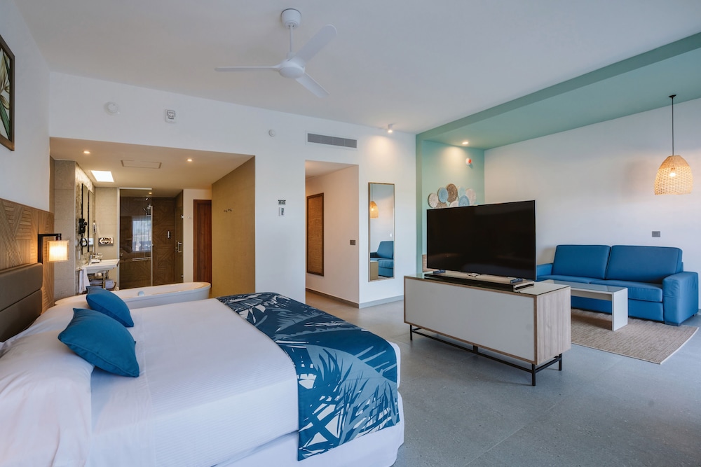 Hotel Riu Latino - Adults Only - All Inclusive — Hotel rooms in Playa Mujeres, Quintana Roo