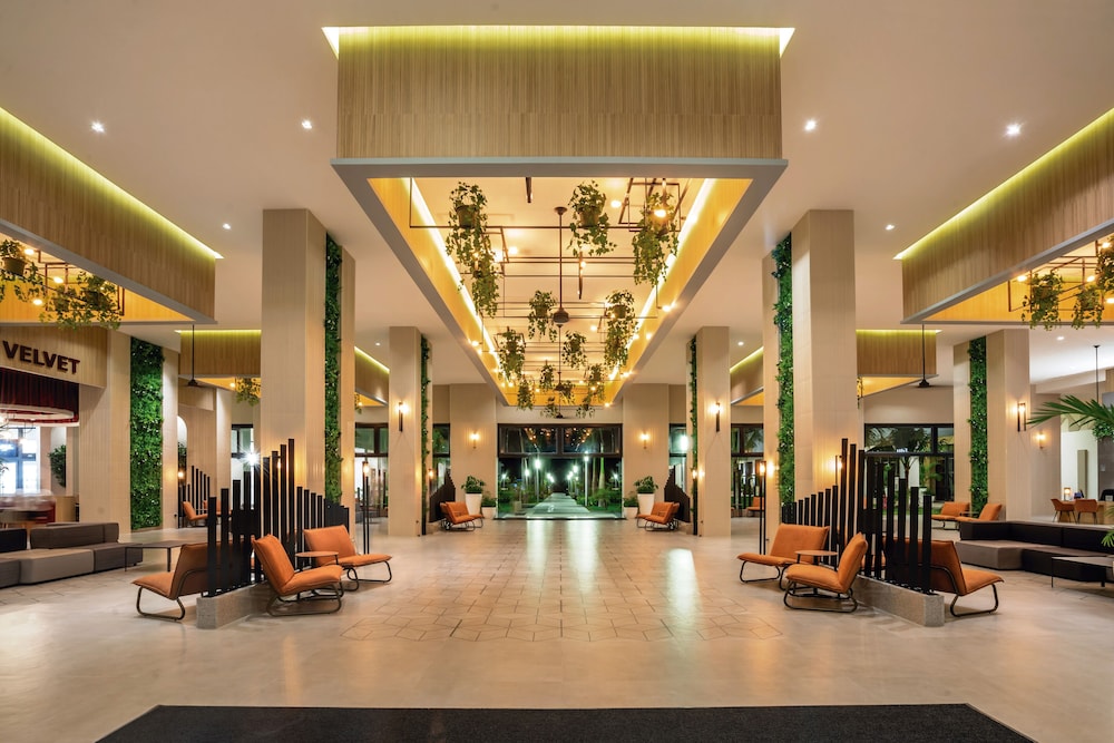Hotel Riu Latino - Adults Only - All Inclusive — Hotel building in Playa Mujeres, Quintana Roo
