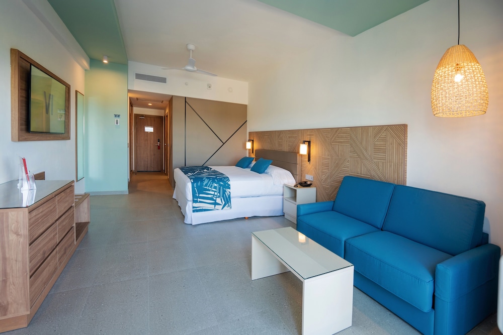 Hotel Riu Latino - Adults Only - All Inclusive — Hotel rooms in Playa Mujeres, Quintana Roo