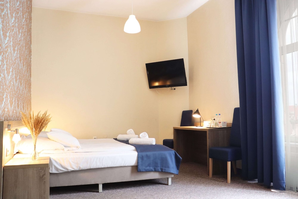 Lothus Hotel — Hotel rooms in Wroclaw, Lower Silesia