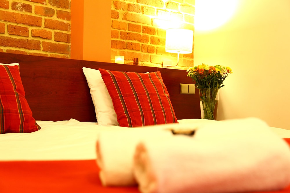 Gołębia 8 Residence — Hotel rooms in Krakow, Lesser Poland