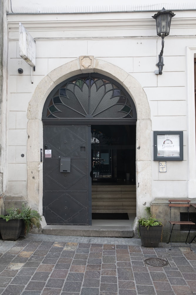 Gołębia 8 Residence — Restaurant & bars in Krakow, Lesser Poland